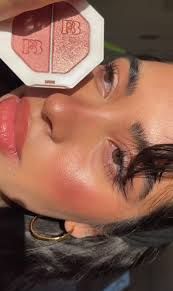 Fenty Beauty - Killawatt Freestyle Highlighter